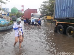 Usai Diterjang Rob, Aktivitas Pelabuhan Semarang Kembali Normal