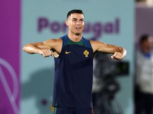 Piers Morgan: Ronaldo Tak Tertarik Duit Arab, Mau di Liga Top Eropa Piers Morgan: Ronaldo Tak Tertarik Duit Arab, Mau di Liga Top Eropa