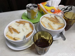 Namanya Sekoteng Singapore tapi Laris di Sukabumi