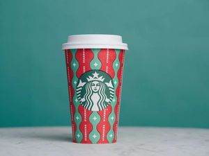 10 Desain Gelas Starbucks Ikonik Tahun 1997 - 2022 untuk Sambut Natal