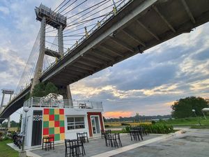 Potret Lift Jembatan Sultanah Latifah yang Beroperasi saat Tour de Siak