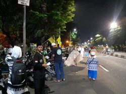 Massa Mulai Berdatangan ke Masjid At-Tin Jelang Reuni 212