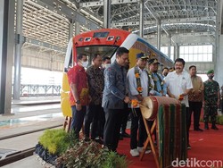 Menhub Jajal Kereta Api Sulsel Rute Stasiun Garongkong-Maros 80 Km