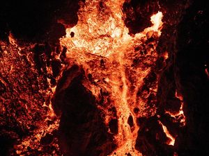 Ngeri! Begini Dahsyatnya Lahar Panas Gunung Mauna Loa Ngeri! Begini Dahsyatnya Lahar Panas Gunung Mauna Loa