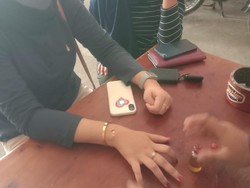 Cincin Bikin Jari Bengkak Paksa Perempuan di Lamongan Datangi Damkar