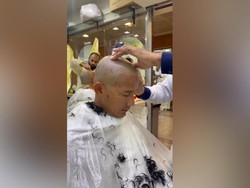 Sandiaga Cukur Gundul: Nggak Ada Lagi Rambut Putih yang Mukanya Berkerut