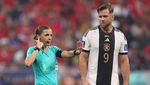 Sejarah! 3 Wasit Wanita Pimpin Laga Kosta Rika Vs Jerman