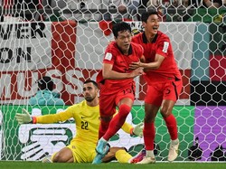 Korea Selatan baru bisa membalas pada menit ke-27. Kim Young-gwon sukses memanfaatkan situasi sepak pojok untuk membobol gawang Portugal.