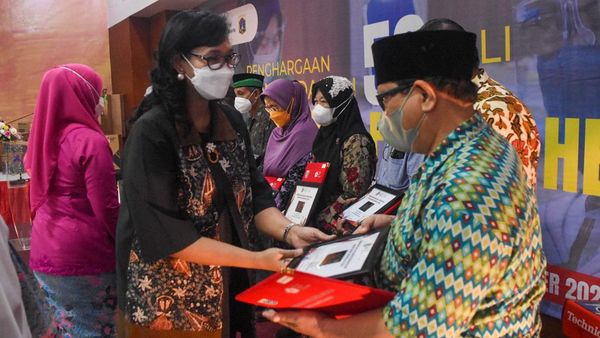 400 Orang Dapat Penghargaan Karena 50 Kali Donor Darah