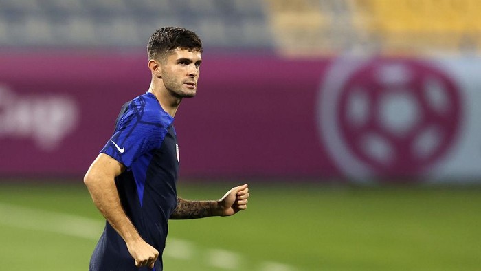 DOHA, QATAR - DECEMBER 02: Christian Pulisic of United States trains during United States Training Session ahead of their Round of Sixteen match against Netherlands at  on December 02, 2022 in Doha, Qatar. (Photo by Christopher Lee/Getty Images)