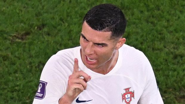 Portugal's forward #07 Cristiano Ronaldo reacts during the Qatar 2022 World Cup Group H football match between South Korea and Portugal at the Education City Stadium in Al-Rayyan, west of Doha on December 2, 2022. (Photo by Kirill KUDRYAVTSEV / AFP) (Photo by KIRILL KUDRYAVTSEV/AFP via Getty Images)