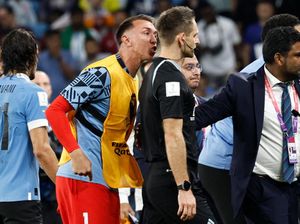 Ragam Ekspresi Suarez Cs, Termasuk Saat Ngamuk ke Wasit Piala Dunia