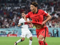 Hwang Hee-chan Bayar Lunas Kepercayaan Korea