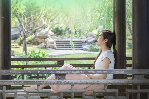 Ilustrasi cara tidur siang/ Foto: Freepik.com/nitipong168