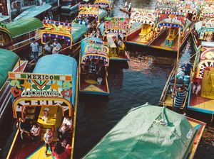 Ini Xochimilco, Wisata Kanal Air yang Penuh dengan Makanan Enak Meksiko