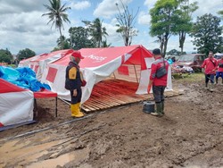 Kemensos Sediakan 4.500 Palet untuk Pengungsi di Cianjur