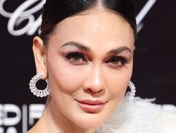 Cerita Luna Maya Sampai Stres Garap Serial CKCKCK