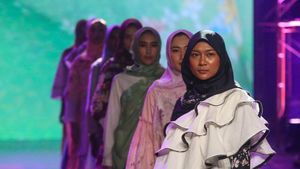 Meniti Keindahan Motif Kain Indonesia di Spotlight