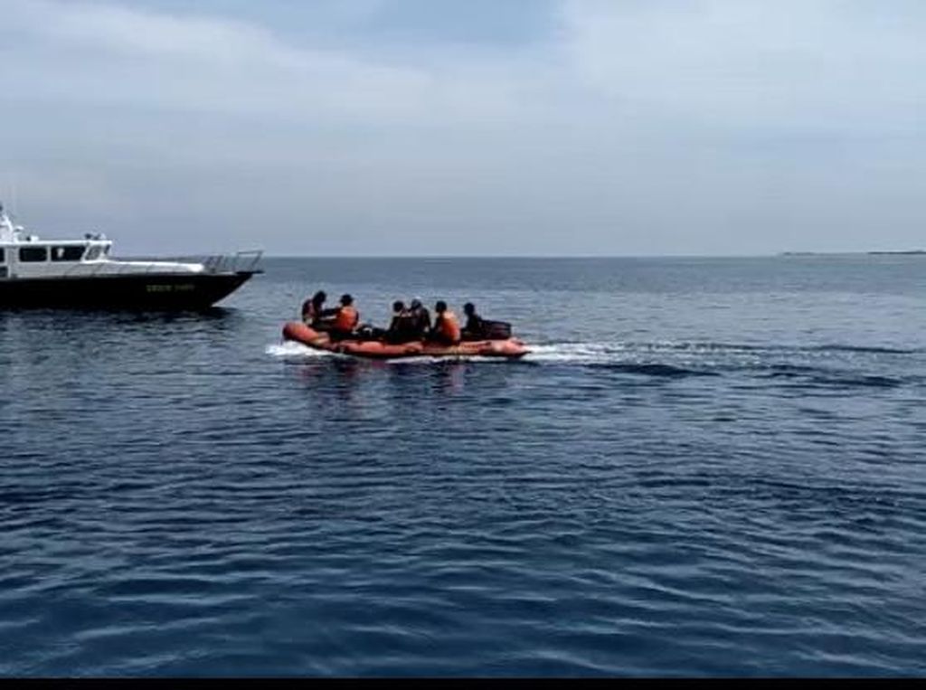 3 Kru Heli Jatuh di Babel Ditemukan, Pilot Masih Dalam Pencarian 3 Kru Heli Jatuh di Babel Ditemukan, Pilot Masih Dalam Pencarian