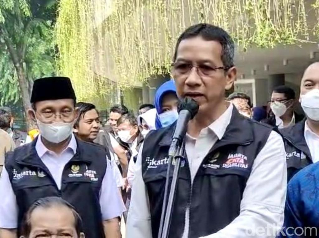 DKI Waspada Banjir Rob, Heru Budi Minta Pompa Waduk Pluit Dimaksimalkan DKI Waspada Banjir Rob, Heru Budi Minta Pompa Waduk Pluit Dimaksimalkan