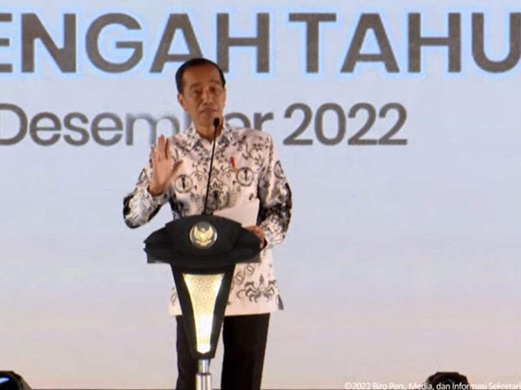 Jokowi ke Guru: Terima Kasih Telah Mengawal Masa Depan Anak Bangsa