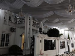 Ibunda Ungkap Kondisi Erina Jelang Pernikahan dengan Kaesang