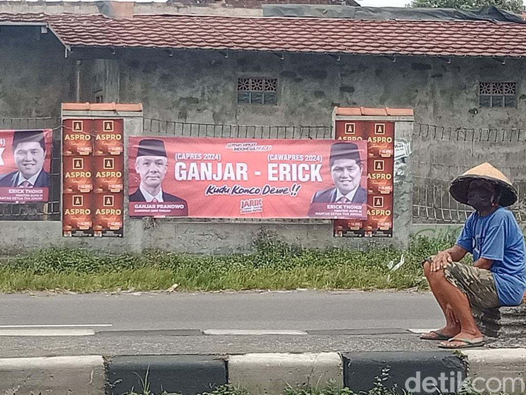 Spanduk Ganjar dan Erick Thohir Bertebaran di Jalan Jogja-Solo