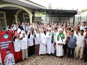 Relawan TGDG Gelar Doa Bersama Dukung Ganjar Pranowo di Sumut Relawan TGDG Gelar Doa Bersama Dukung Ganjar Pranowo di Sumut
