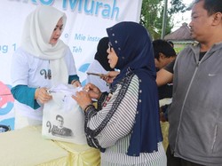 UKM Sahabat Sandi Bagikan Ratusan Kupon Sembako Murah di Tasikmalaya