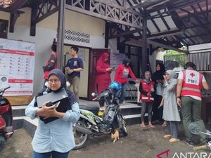 Gempa M 6,4 Garut, Warga Cianjur Berhamburan ke Luar Rumah: Kencang!