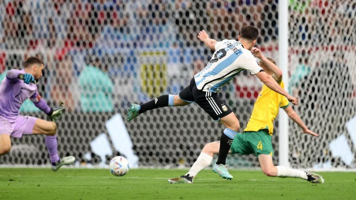 DOHA, QATAR - DECEMBER 03: Julian Alvarez of Argentina scores the teams second goal during the FIFA World Cup Qatar 2022 Round of 16 match between Argentina and Australia at Ahmad Bin Ali Stadium on December 03, 2022 in Doha, Qatar. (Photo by Alex Pantling/Getty Images)