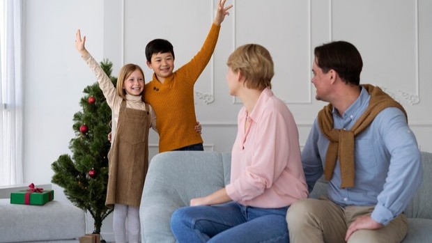 Anak-anak mengatakan hal berbeda/Foto: Freepik.com Dampak perceraian bagi anak-anak