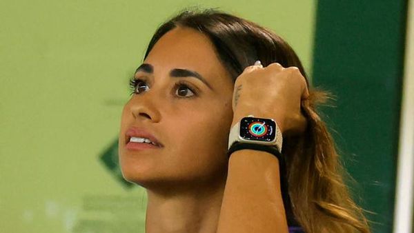 7 Gaya Istri Messi Nonton Argentina Menang Lawan Australia, Jadi Sorotan