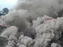 Terjangan Awan Panas Semeru Sudah Sampai Jembatan Gladak Perak Lumajang