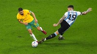 Australia terlihat berusaha lebih agresif lagi demi mencari gol penyeimbang. AP Photo/Manu Fernandez.