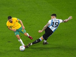 Australia terlihat berusaha lebih agresif lagi demi mencari gol penyeimbang. AP Photo/Manu Fernandez.