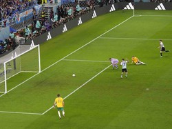 Julian Alvarez menambah keungulan untuk Argentina menjadi 2-0 di menit ke-57. AP Photo/Alessandra Tarantino.