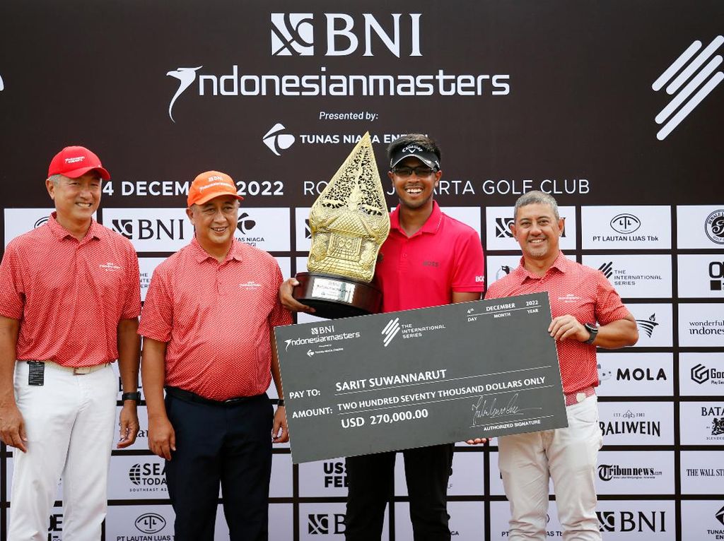 BNI Apresiasi Pegolf Thailand Suwannarut Juara Indonesian Masters 2022 BNI Apresiasi Pegolf Thailand Suwannarut Juara Indonesian Masters 2022
