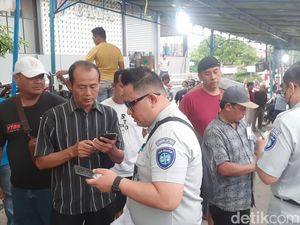 7 Korban Tewas Bus Masuk Jurang Warga Semarang, Begini Suasana Rumah Duka 7 Korban Tewas Bus Masuk Jurang Warga Semarang, Begini Suasana Rumah Duka