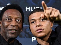 Dukungan dari Lapangan Hijau untuk Pele: Cepat Sembuh