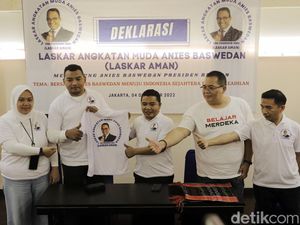 Laskar AMAN Deklarasi Dukung Anies Baswedan Maju Capres 2024 Laskar AMAN Deklarasi Dukung Anies Baswedan Maju Capres 2024