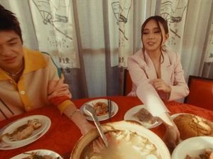 Akrab! Momen Niki Zefanya Makan Bareng Lisa BLACKPINK dan Rich Brian