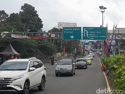 Jalur Puncak Bogor Macet, One Way Arah Jakarta Diterapkan