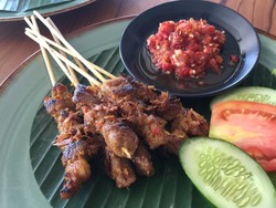 Resep Sate Daging Sapi Pedas Manis yang Empuk Lezat