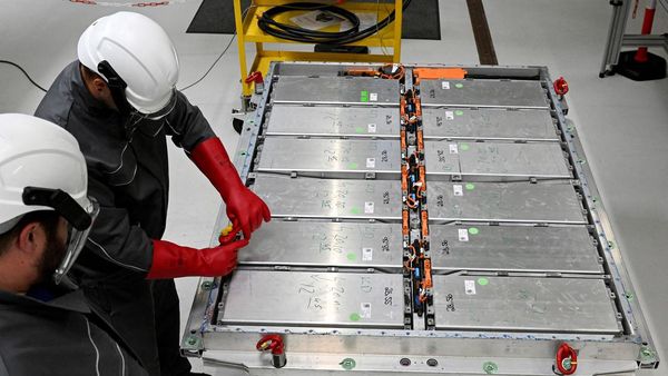 Subsidi Energi Hijau AS bikin Pabrik Mobil Jerman Ketar-ketir