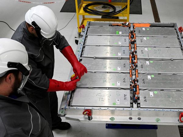 Subsidi Energi Hijau AS bikin Pabrik Mobil Jerman Ketar-ketir
