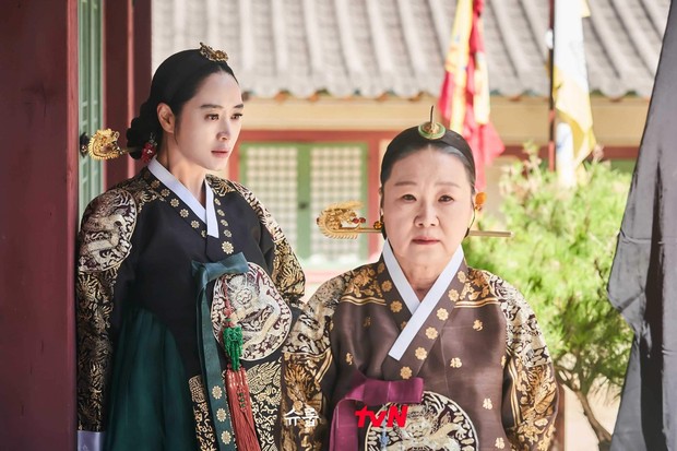 Under The Queen's Umbrella/ Foto: instagram.com/tvn_drama Under The Queen's Umbrella/ Foto: instagram.com/tvn_drama