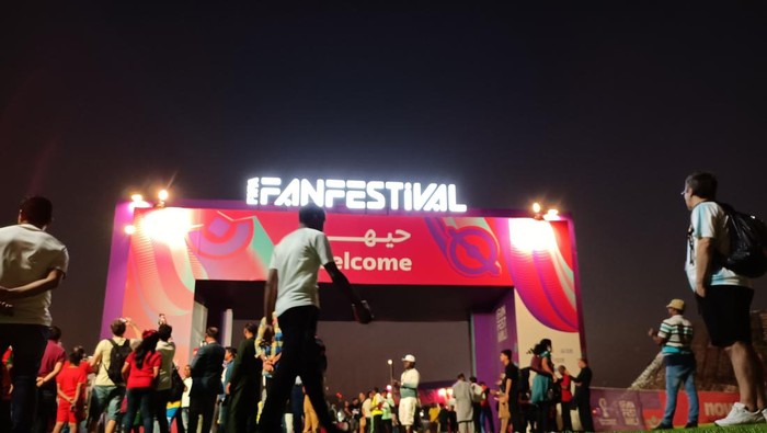 Indonesia mempunyai beberapa wakil volunteer di Piala Dunia 2022, salah satunya bertugas di Fan Festival. Apa rasanya jadi relawan?