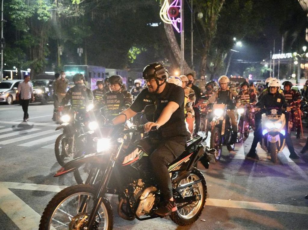 Naik Trail, Bobby Ikut Patroli untuk Cegah Tawuran di Kota Medan