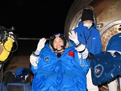 3 Astronaut China Pulang ke Bumi Setelah 6 Bulan di Luar Angkasa